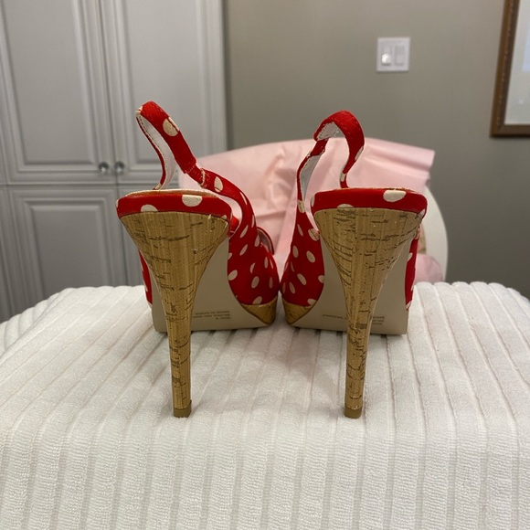 NWOBox Size 8 Wild Diva Platform Open Toed and Ankle Strap - Picture 7 of 9